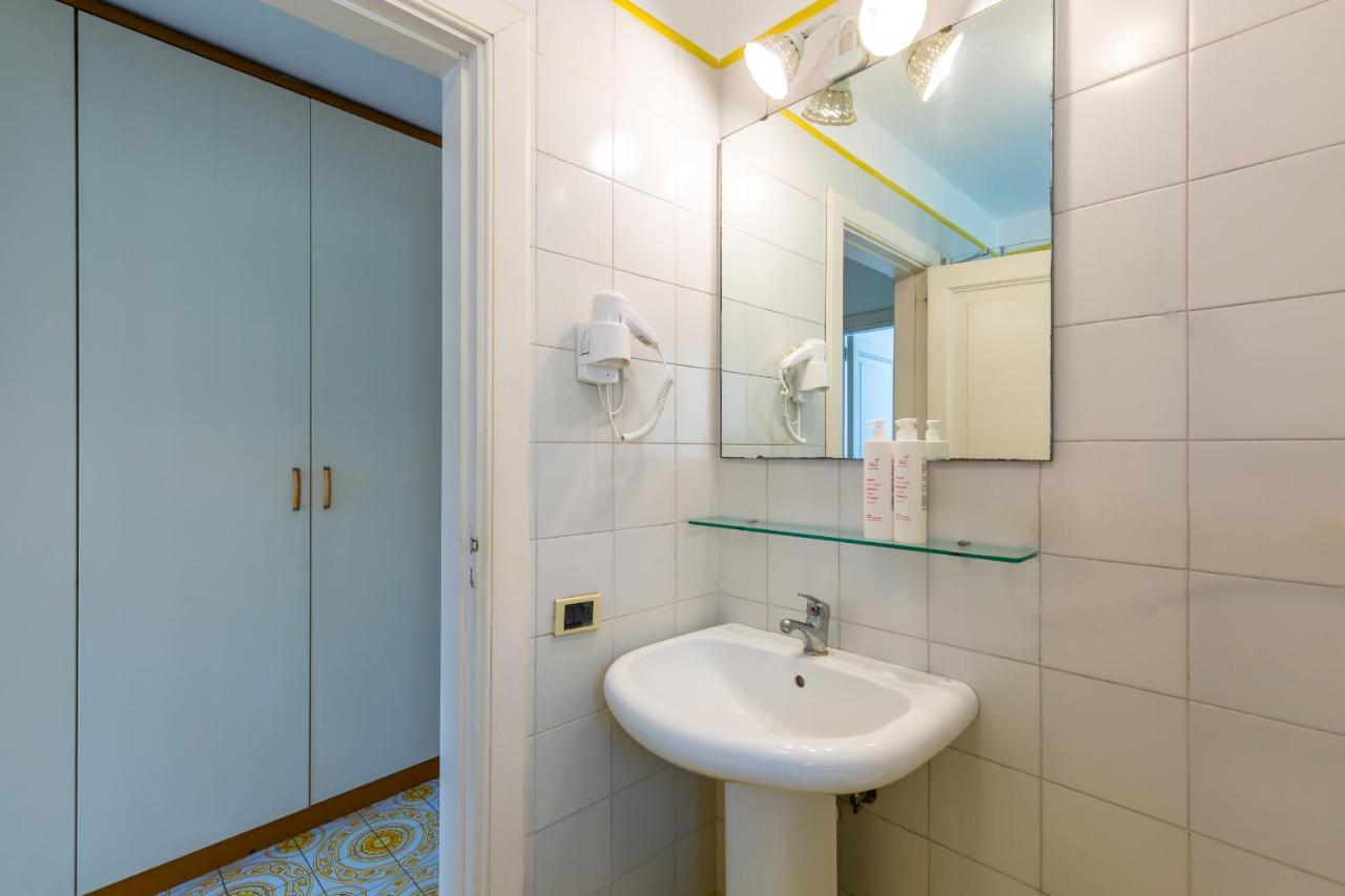 Calascione Apartments By Wonderful Italy 那不勒斯 外观 照片